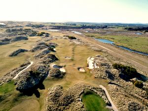 Barnbougle (Dunes) 3rd Back Drone